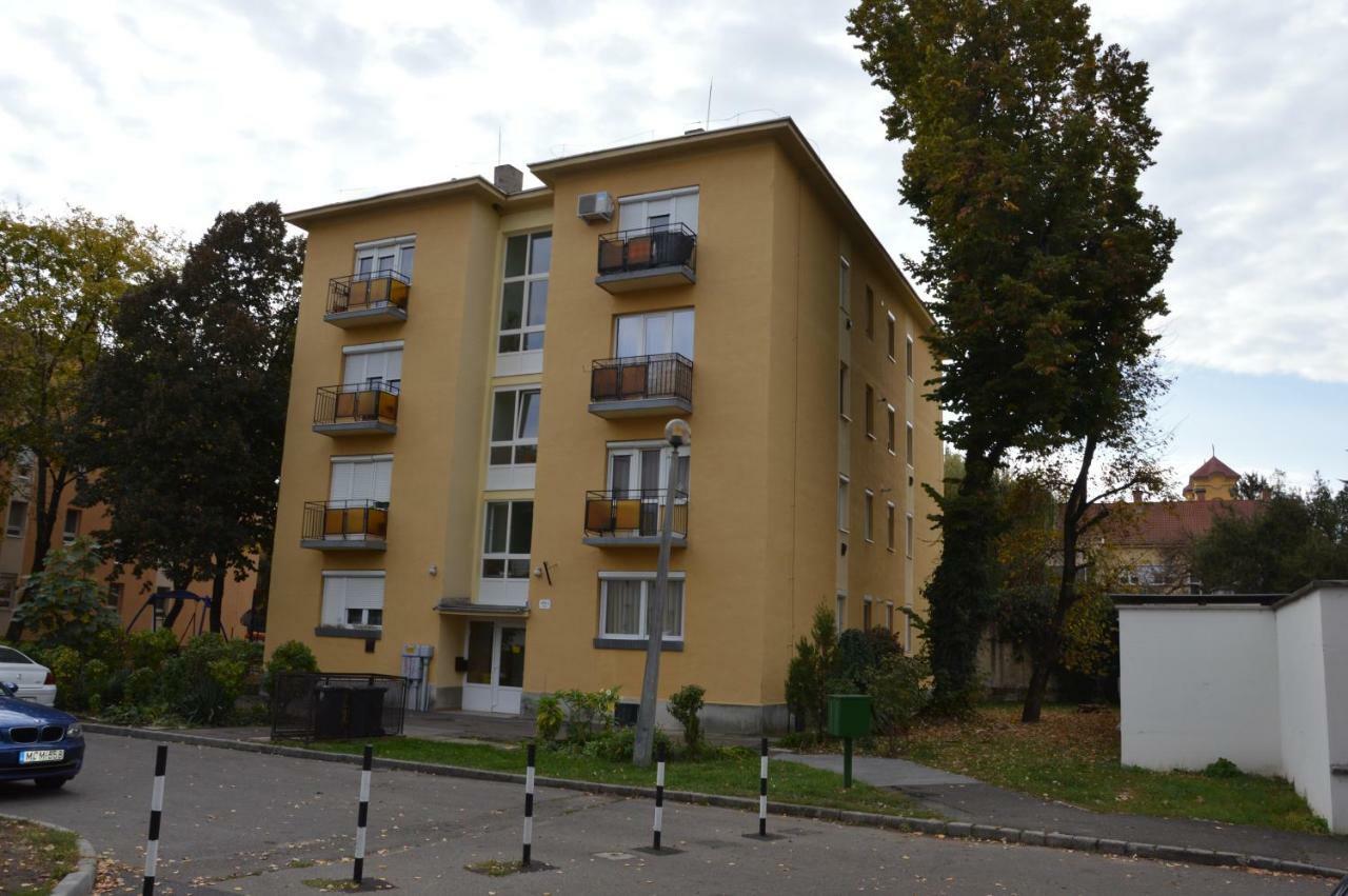 Res Apartman إغير المظهر الخارجي الصورة